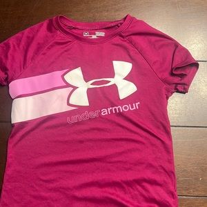 Maroon UA shirt